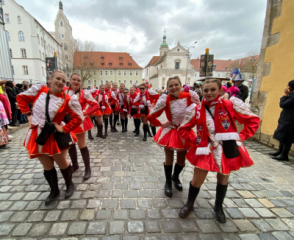 e6100229-aa4c-4e8c-8adf-067ea4f0f8ca