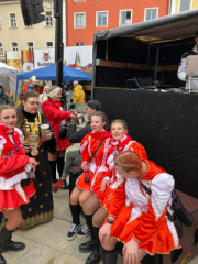 33f70748-f25b-4107-8c3a-142dca6b08f5