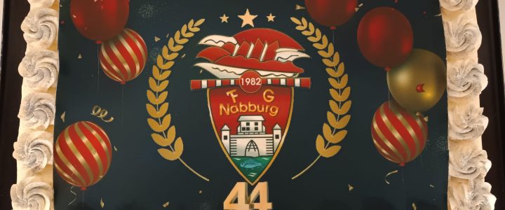 Hinter den Kulissen – Wenn der Fototermin zur Fashion-Show und Kuchenschlacht wird!